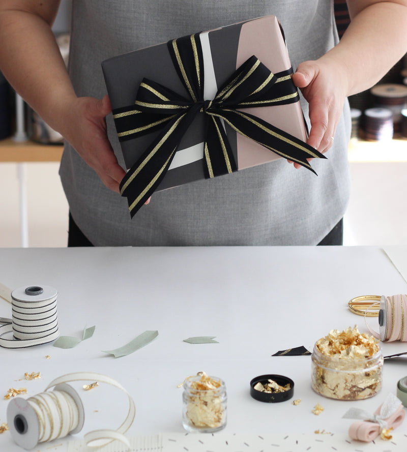Gift wrapping workshop: Tips & Tricks - Saturday November 15th