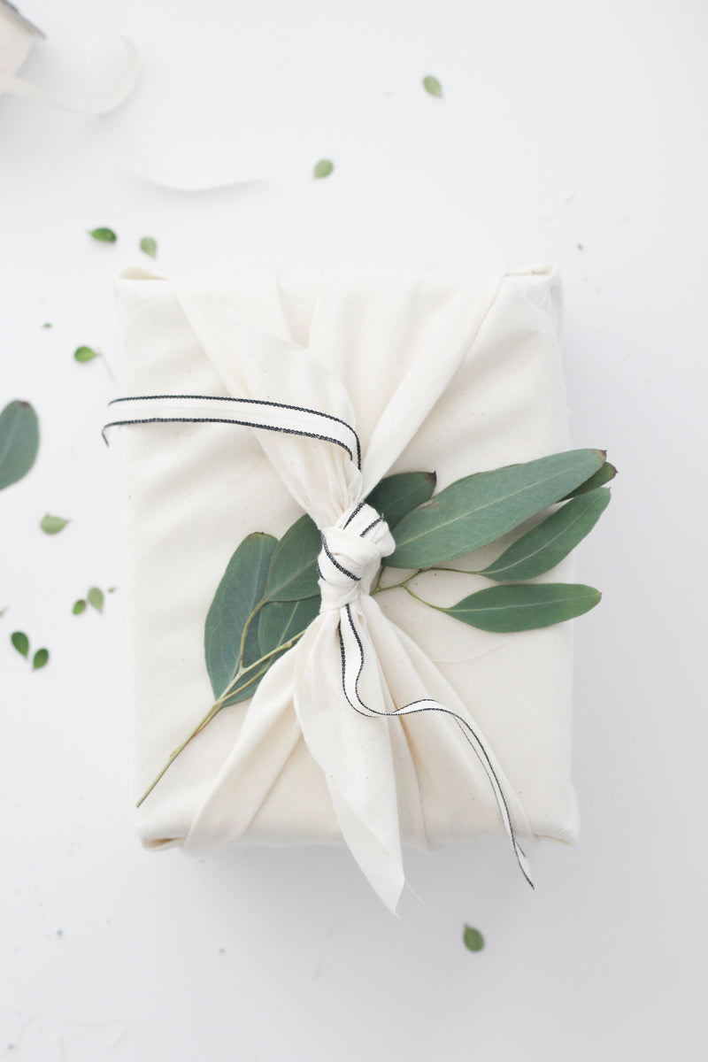 Gift wrapping workshop: Tips & Tricks - Saturday November 15th