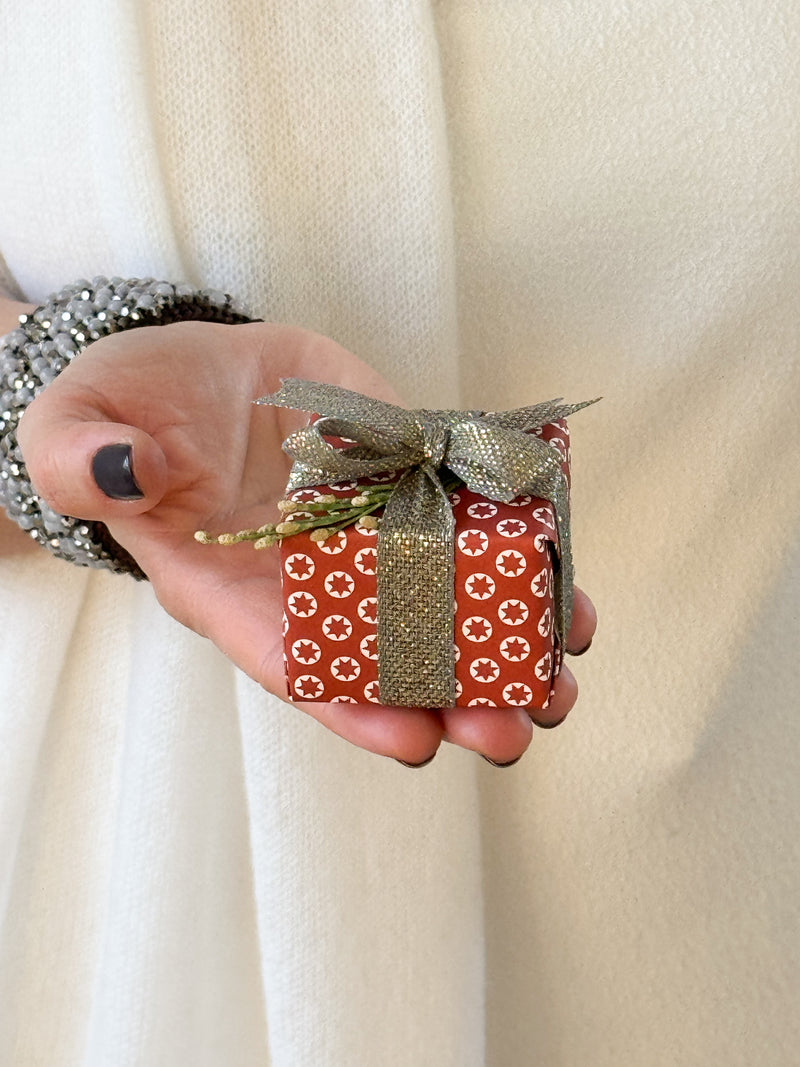Gift wrapping workshop: Tips & Tricks - Saturday November 15th