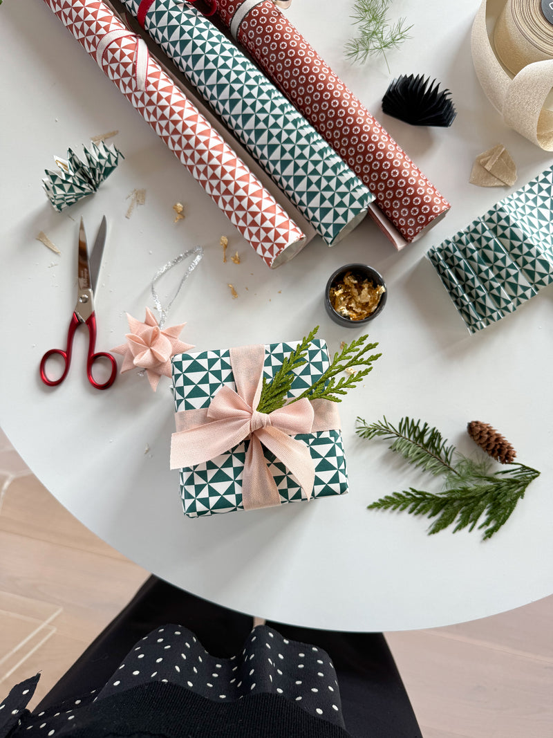 Gift wrapping workshop: Tips & Tricks - Saturday November 15th