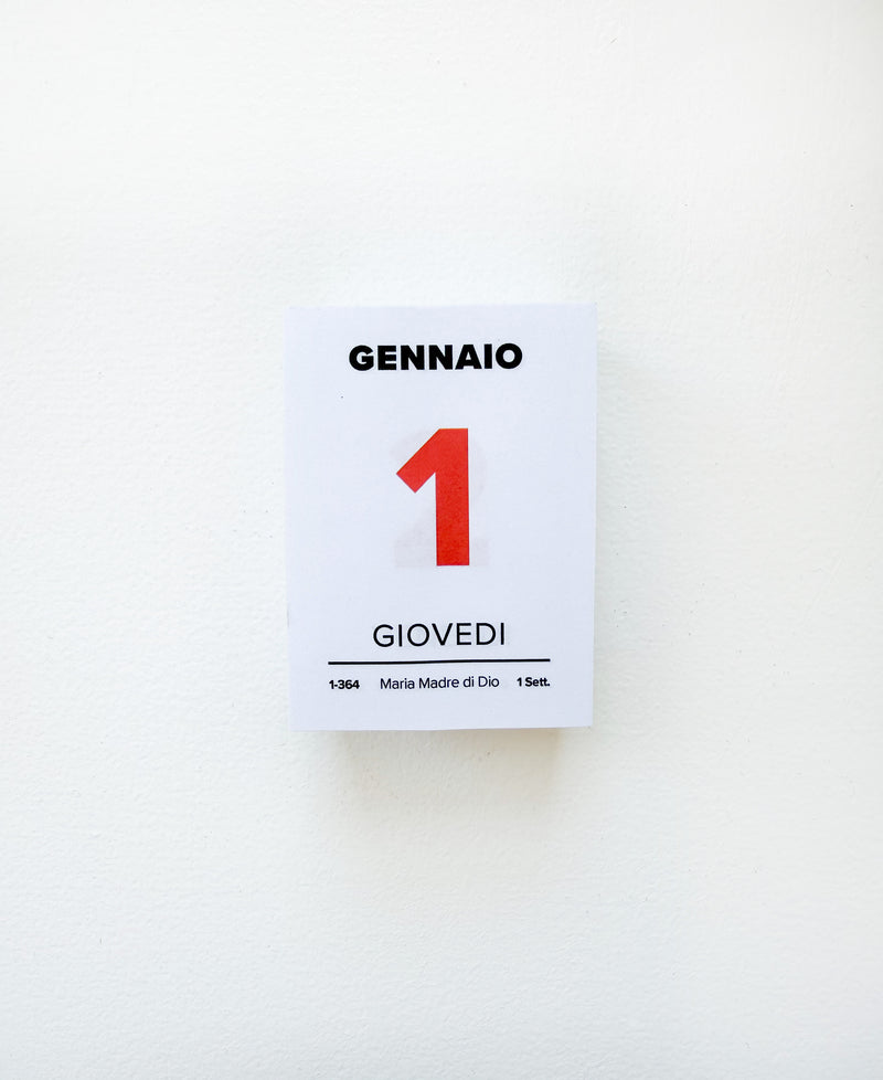 Italian desk calendar 2026