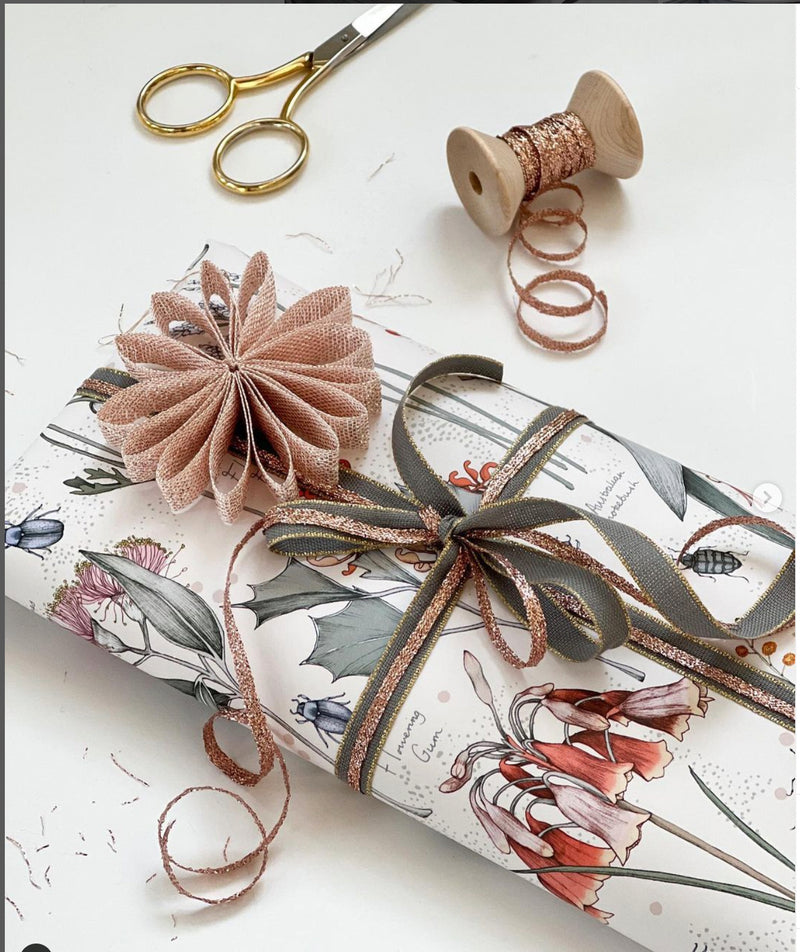 Gift wrapping workshop: Tips & Tricks - Saturday November 15th