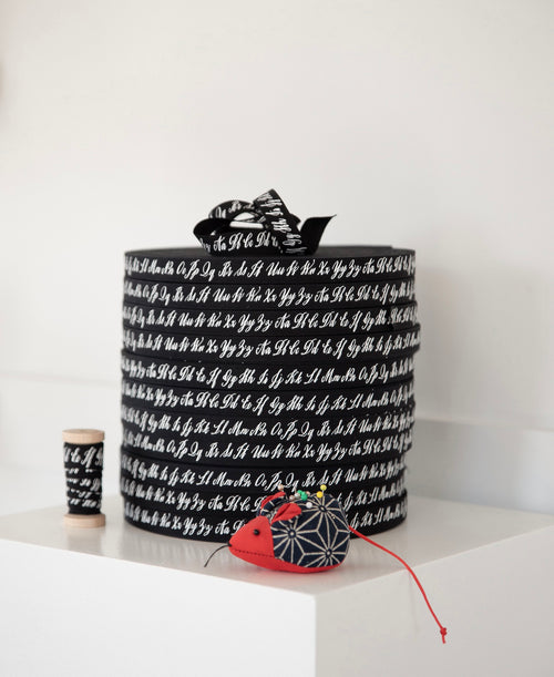 Calligraphy ribbon
