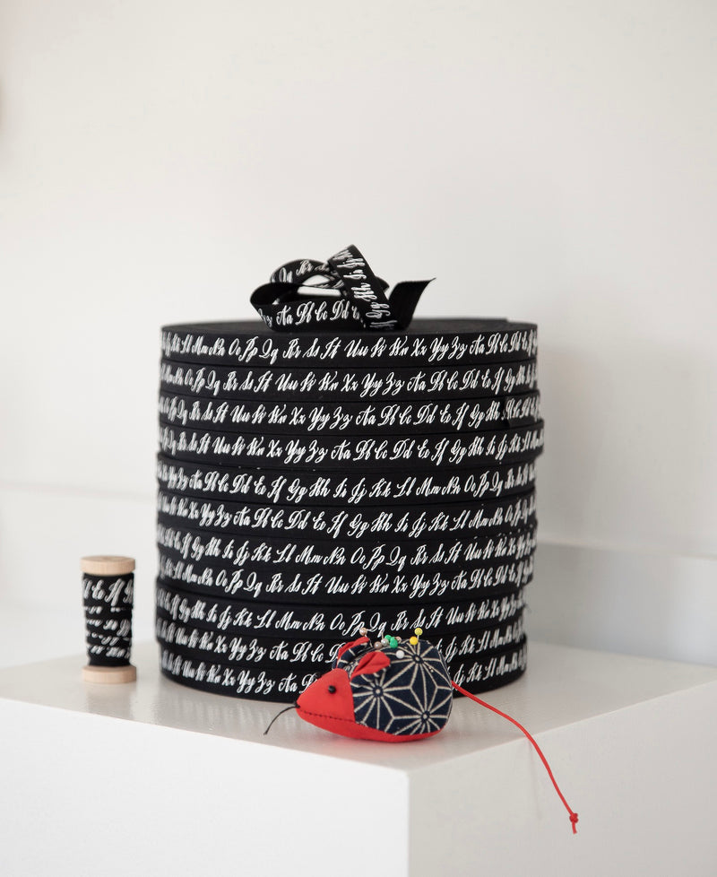 Calligraphy ribbon