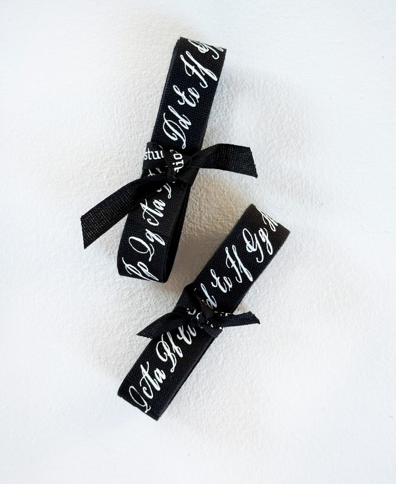 Calligraphy ribbon