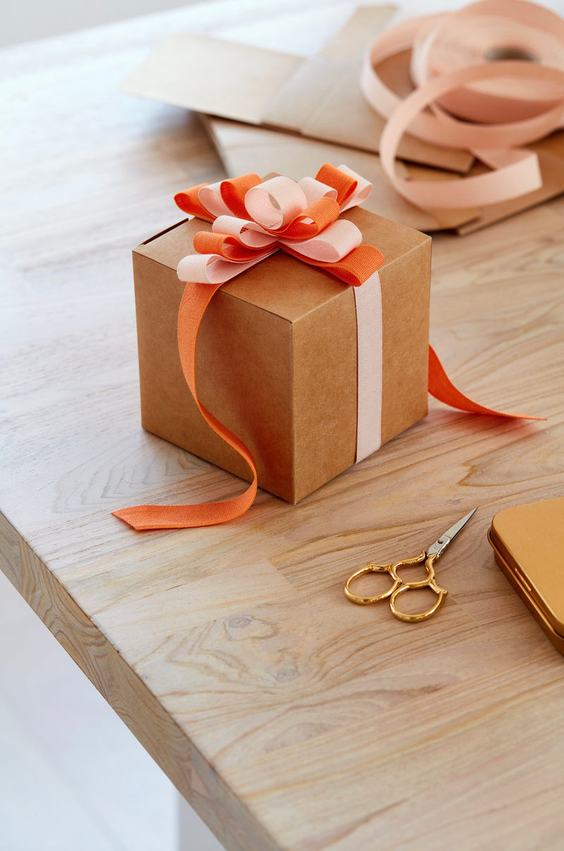 Gift wrapping workshop: Tips & Tricks - Saturday November 15th