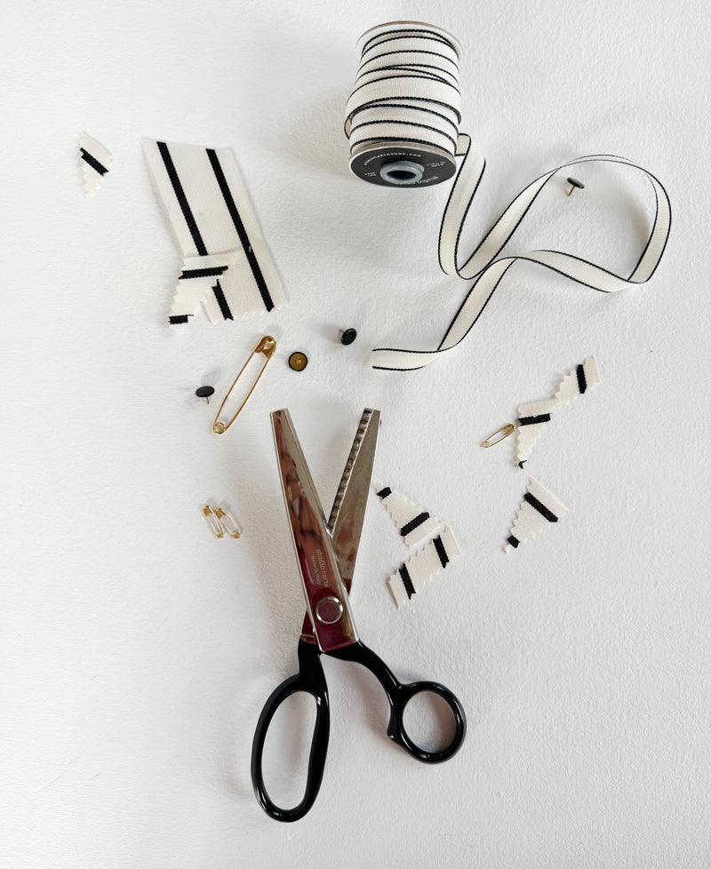 NEW - Tailor's Pinking Shears